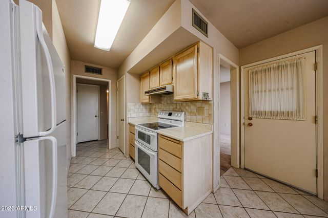 13319 W HARDWOOD Drive W, Sun City West, AZ 85375