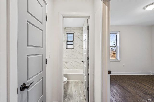 5110 30th Avenue 5K, Woodside, NY 11377