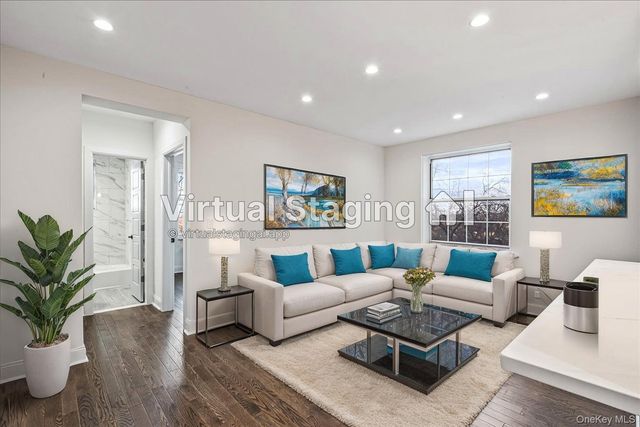 5110 30th Avenue 5K, Woodside, NY 11377