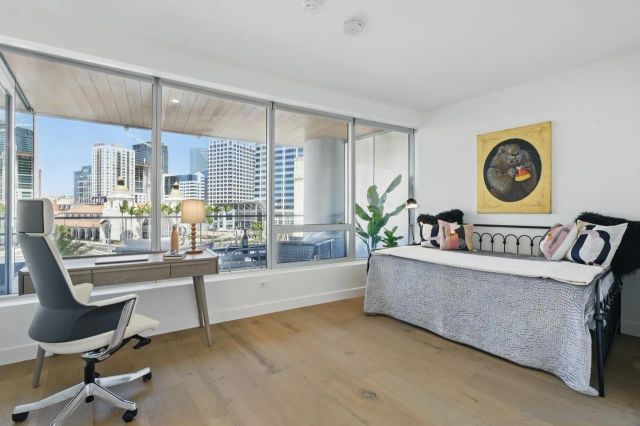 888 W E ST 505, San Diego, CA 92101