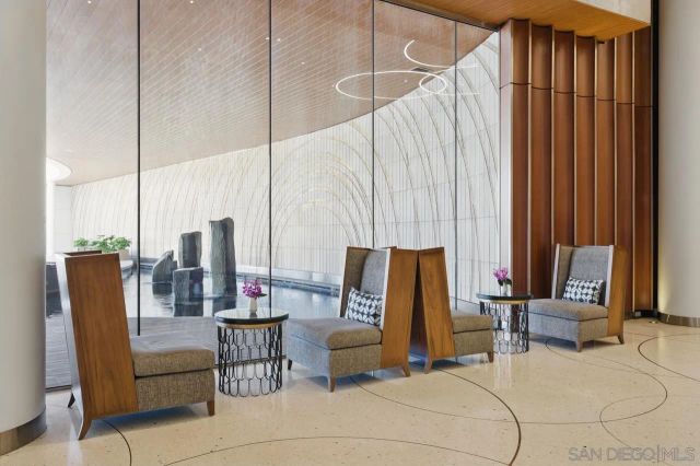 888 W E ST 505, San Diego, CA 92101