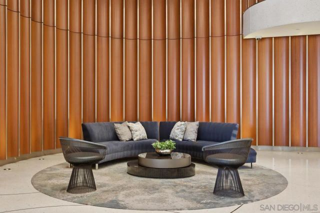 888 W E ST 505, San Diego, CA 92101