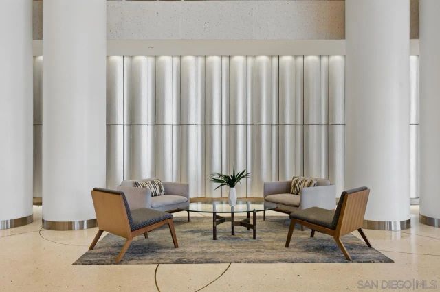 888 W E ST 505, San Diego, CA 92101