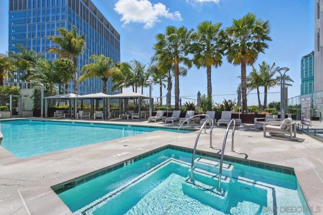 888 W E ST 505, San Diego, CA 92101