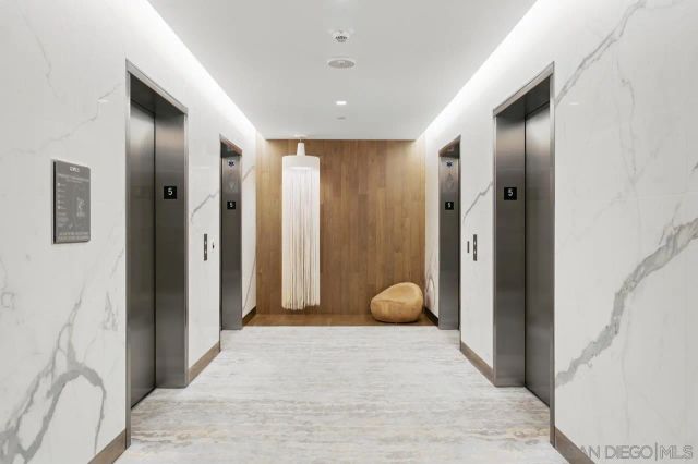 888 W E ST 505, San Diego, CA 92101