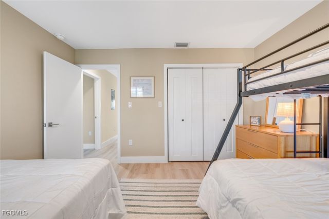 1341 Middle Gulf DR 3D, Sanibel, FL 33957