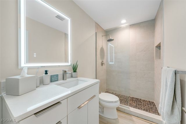 1341 Middle Gulf DR 3D, Sanibel, FL 33957