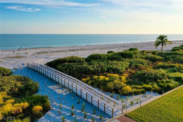 1341 Middle Gulf DR 3D, Sanibel, FL 33957