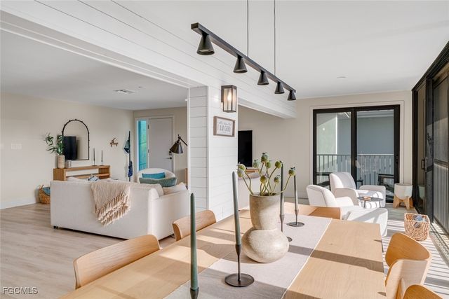 1341 Middle Gulf DR 3D, Sanibel, FL 33957