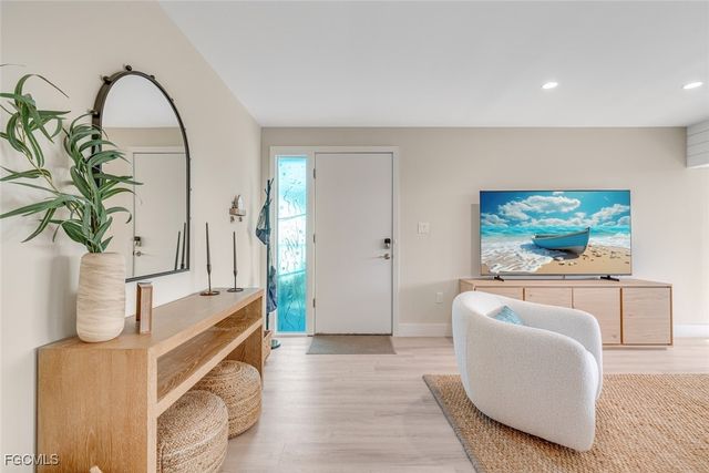 1341 Middle Gulf DR 3D, Sanibel, FL 33957