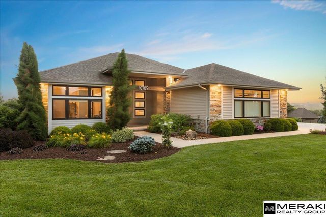 10709 S 168th Avenue, Omaha, NE 68136