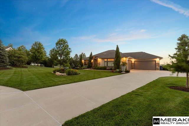 10709 S 168th Avenue, Omaha, NE 68136