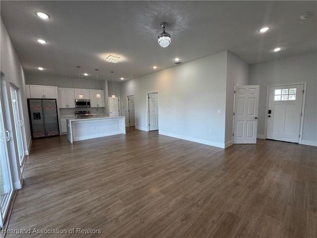 6741 HEAVITREE Drive, Sebring, FL 33876