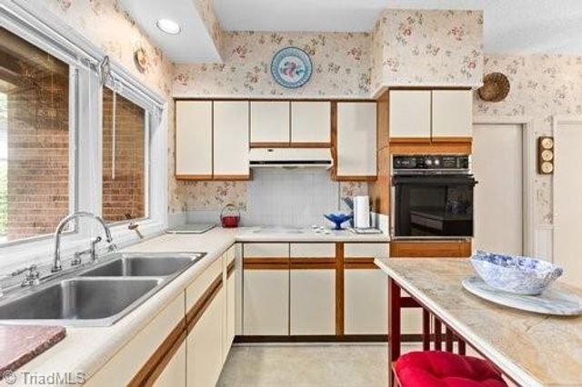 150 Oleander Drive, Bermuda Run, NC 27006
