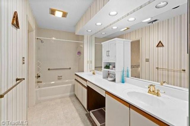 150 Oleander Drive, Bermuda Run, NC 27006