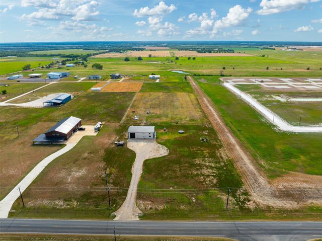3263 Farm to Market 38 N, Brookston, TX 75421