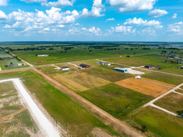 3263 Farm to Market 38 N, Brookston, TX 75421