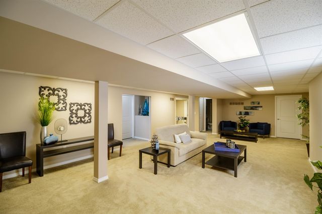 17646 Kite Drive, Macomb Twp, MI 48042