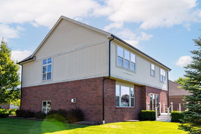 17646 Kite Drive, Macomb Twp, MI 48042