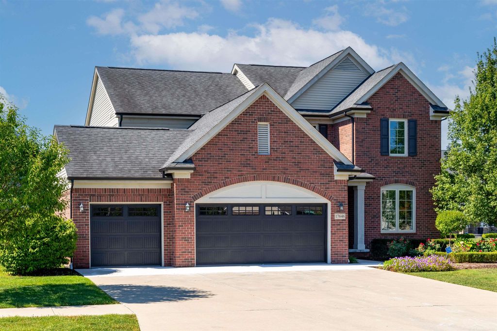 17646 Kite Drive, Macomb Twp, MI 48042