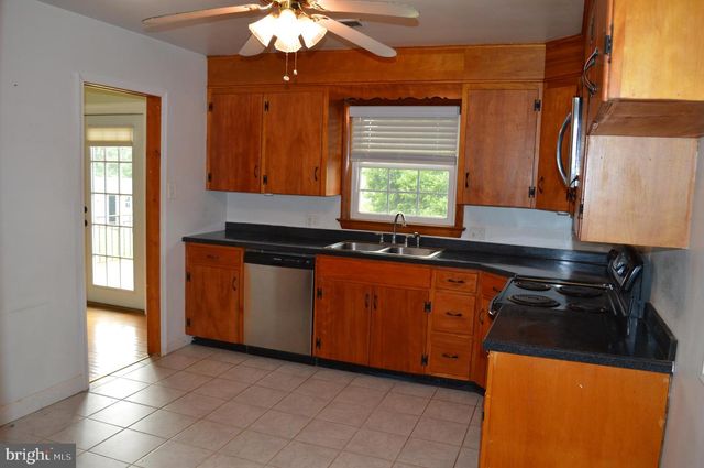 328 ANTIETAM DRIVE, Waynesboro, PA 17268