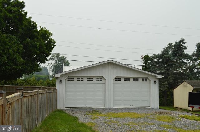 328 ANTIETAM DRIVE, Waynesboro, PA 17268