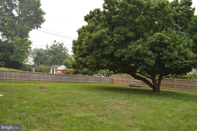 328 ANTIETAM DRIVE, Waynesboro, PA 17268