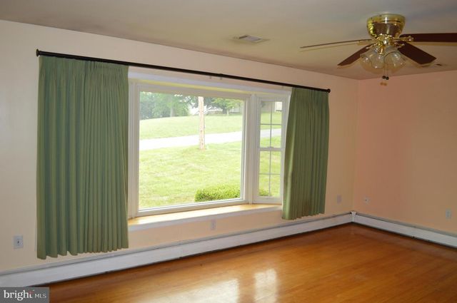 328 ANTIETAM DRIVE, Waynesboro, PA 17268