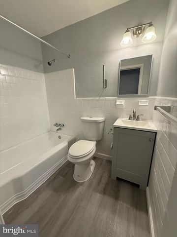 6105 CHINQUAPIN PKWY, Baltimore, MD 21239