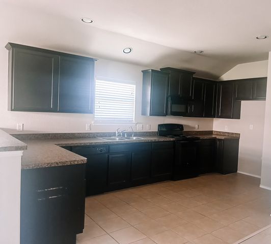 704 Westgate Court, Anna, TX 75409