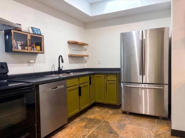 1115 Greendale ROAD, Sheboygan, WI 53081