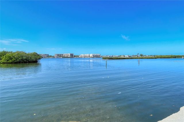 1711 SOUTHWOOD STREET 1711, Sarasota, FL 34231