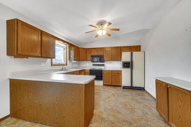 700 Meadow Lane, Crown Point, IN 46307