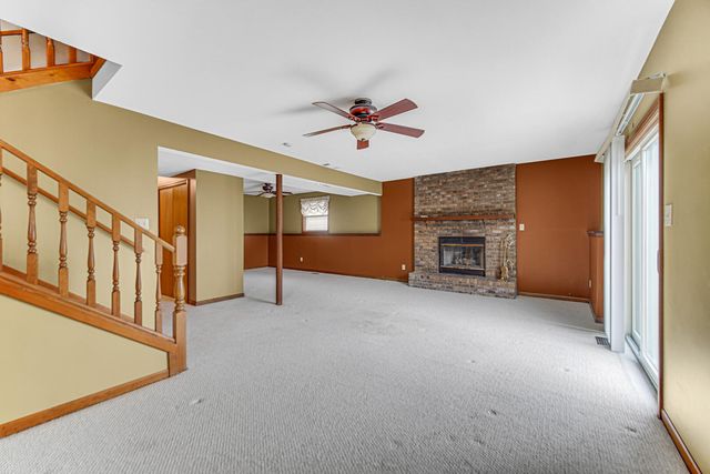 700 Meadow Lane, Crown Point, IN 46307