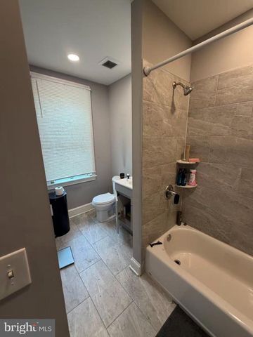 4215 SALEM ST, Philadelphia, PA 19124