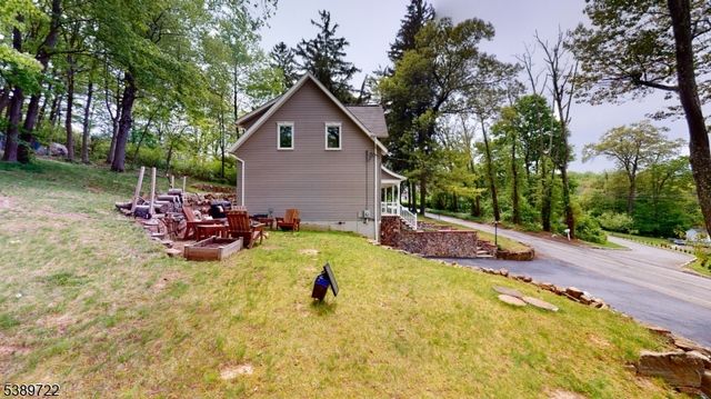 56 Minnisink Rd, Jefferson Twp., NJ 07849