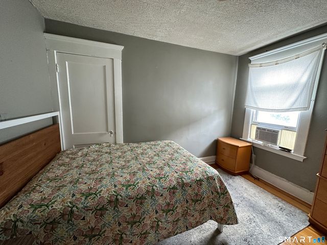1928 Chapel Street 2, New Haven, CT 06515