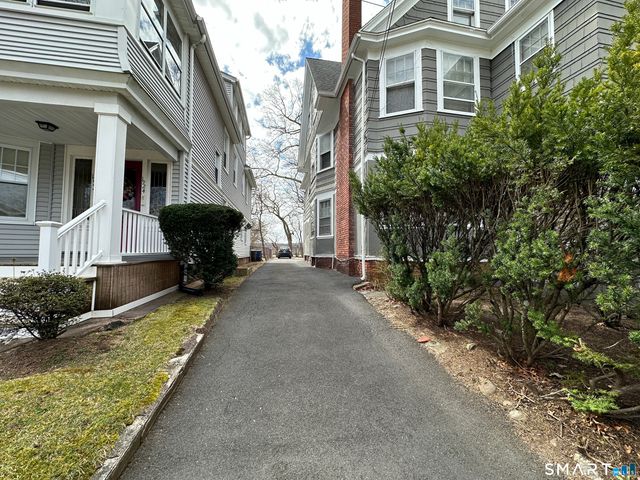 1928 Chapel Street 2, New Haven, CT 06515