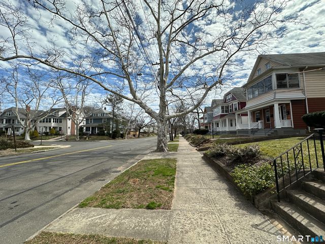 1928 Chapel Street 2, New Haven, CT 06515