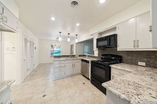 3918 Midvale, San Antonio, TX 78229
