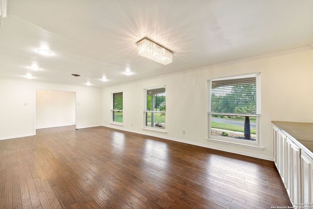3918 Midvale, San Antonio, TX 78229