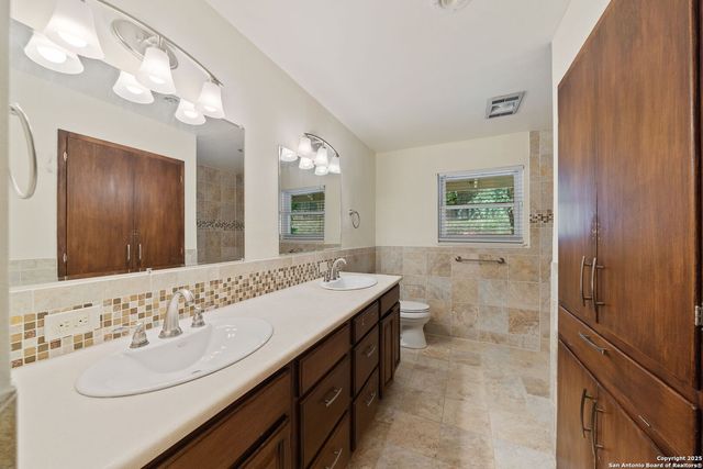 3918 Midvale, San Antonio, TX 78229