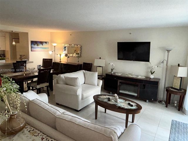 6917 Collins Ave 807, Miami Beach, FL 33141