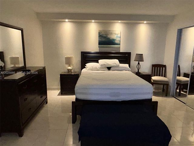 6917 Collins Ave 807, Miami Beach, FL 33141