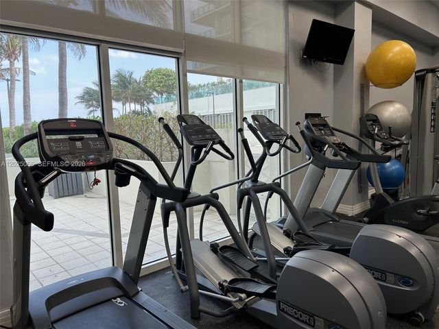 6917 Collins Ave 807, Miami Beach, FL 33141