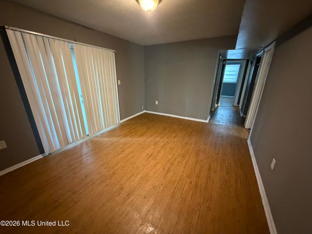 2716 Woodside Drive, Jackson, MS 39204