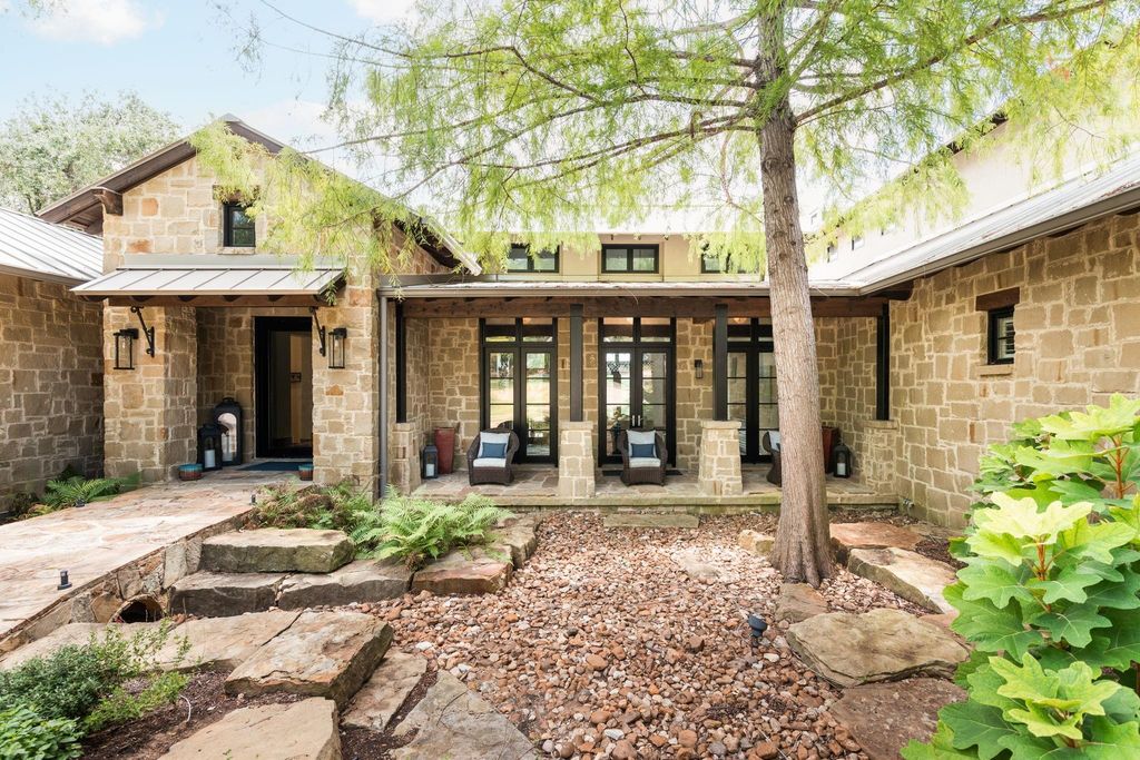 7723 Escala DR, Austin, TX 78735