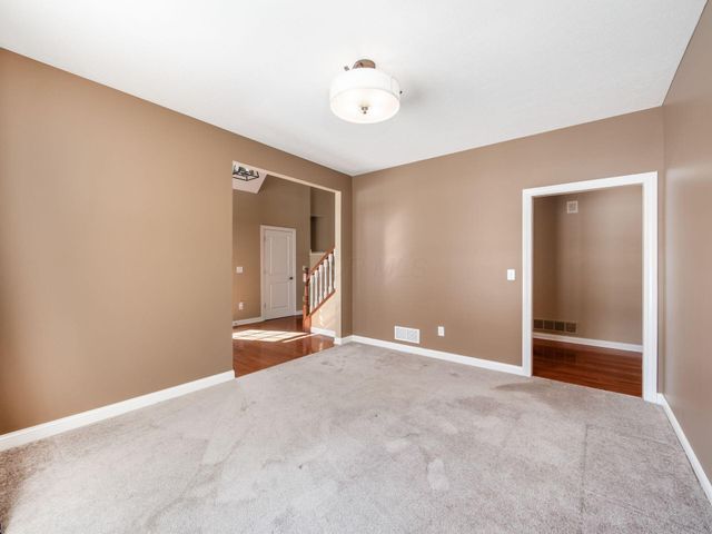 6688 Knoll View Court, Powell, OH 43065