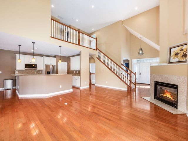 6688 Knoll View Court, Powell, OH 43065