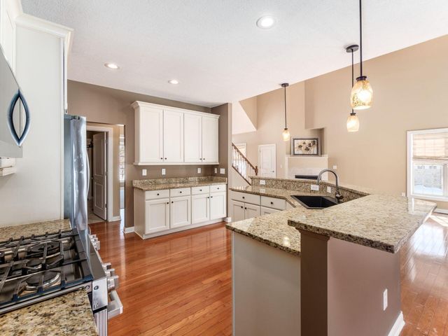 6688 Knoll View Court, Powell, OH 43065